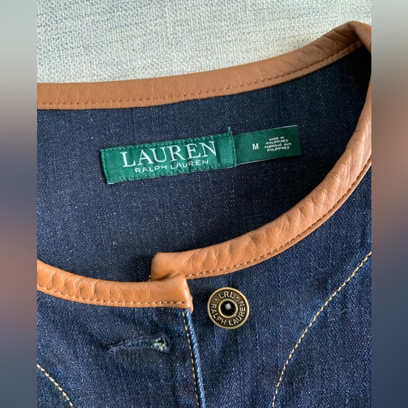Ralph Lauren denim jacket in dark wash with faux leather trim around the collar. - Picture 4 of 10